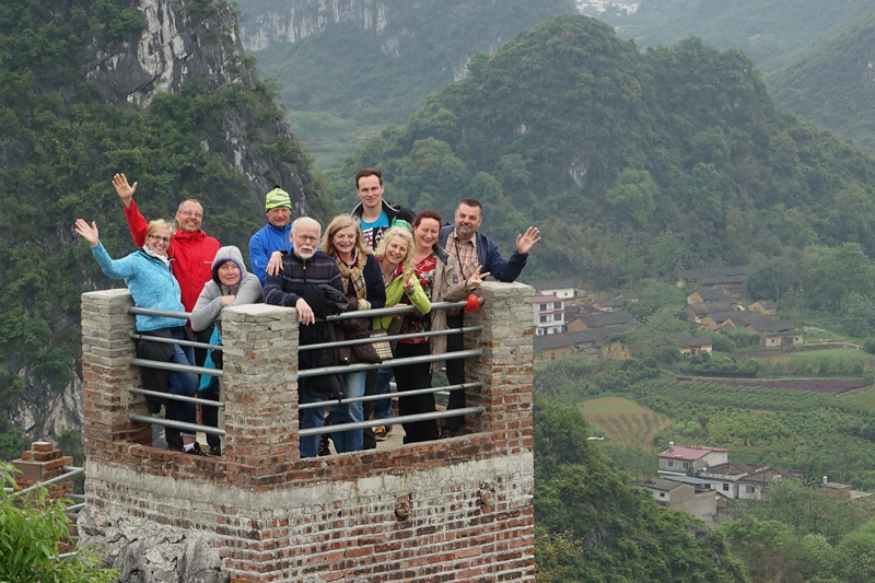 2017-04-11_105451 china-2017.jpg - Yangshuo - Aussicht auf die Karstlandschaft